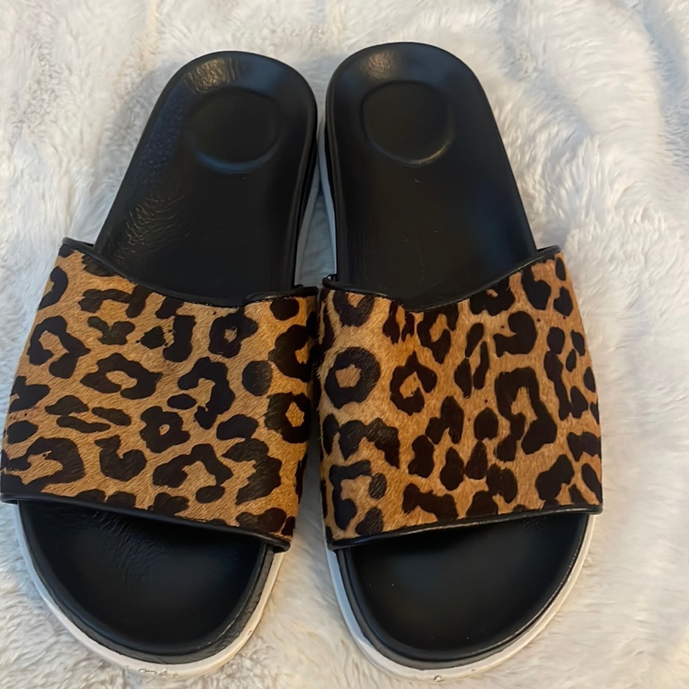 Gentle souls Iona Leopard print Slide Sandals